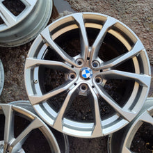 Laden Sie das Bild in den Galerie-Viewer, 4x Alufelge 17 Zoll 7.5" 5x112 30ET Glanz Grau 6883518 BMW Rim Wheel FEL7470211147xp