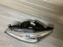 Load image into Gallery viewer, Frontscheinwerfer BMW 1 F21 F20 A97229679-11 LED Ein Stück (Rechts oder Links)