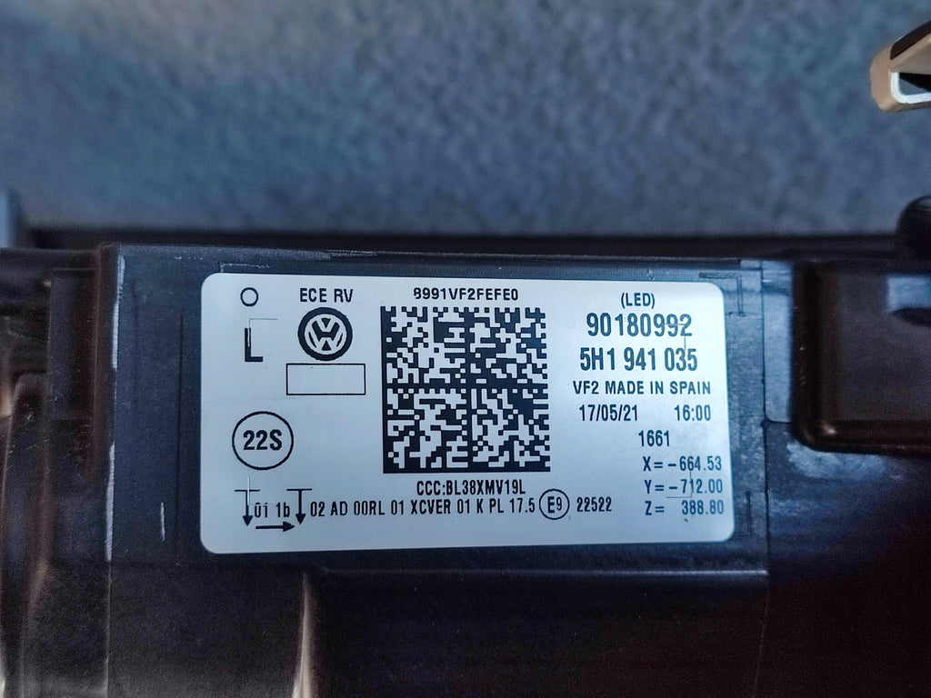 Frontscheinwerfer VW Golf VIII 5H1941035 LED Links Scheinwerfer Headlight SCH7056295203si