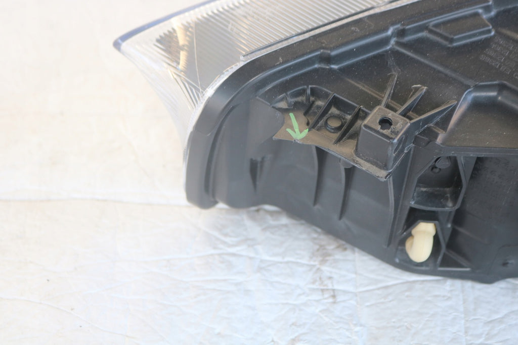 Frontscheinwerfer Ford Focus NX7B-13E014-CD Rechts Scheinwerfer Headlight SCH5354349207gn