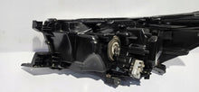 Laden Sie das Bild in den Galerie-Viewer, Frontscheinwerfer Toyota Hilux VIII LED Rechts Scheinwerfer Headlight SCH1983788450kr