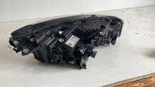 Laden Sie das Bild in den Galerie-Viewer, Frontscheinwerfer BMW U06 5A42247-04 LED Links Scheinwerfer Headlight SCH7857781585ol