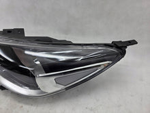 Laden Sie das Bild in den Galerie-Viewer, Frontscheinwerfer Kia Rio IV SPP18988 92101H8 Links Scheinwerfer Headlight SCH1955892302io