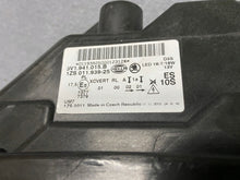 Load image into Gallery viewer, Frontscheinwerfer Skoda Superb III 3V1941015B Xenon Links Scheinwerfer Headlight