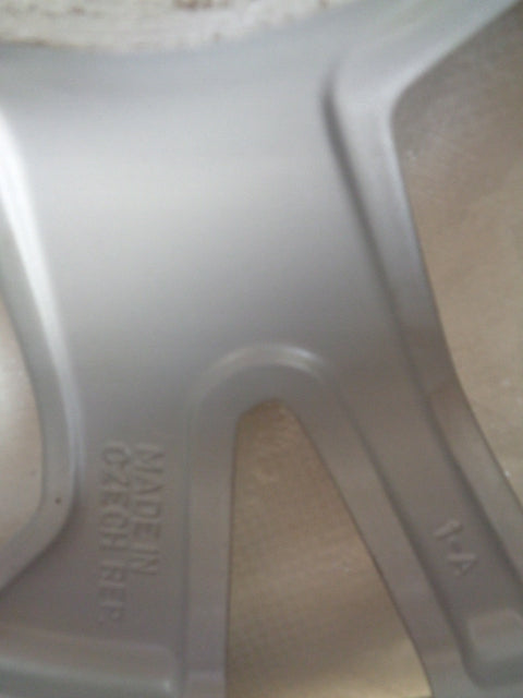4x Alufelge 17 Zoll 7.0" 5x112 45ET Glanz Silber 5E0601025 Skoda Octavia III I FEL6379839727no