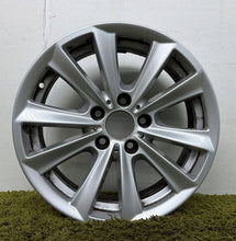Load image into Gallery viewer, 1x Alufelge 17 Zoll 8.0" 5x120 30ET Silber 6780720 BMW 5 F11 F10 Rim Wheel FEL7772311822yx