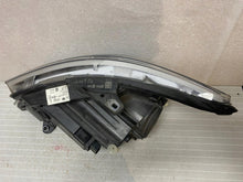 Laden Sie das Bild in den Galerie-Viewer, Frontscheinwerfer Mercedes-Benz W447 A4479061501 Full LED Rechts Headlight SCH8058052162su