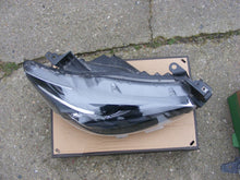 Laden Sie das Bild in den Galerie-Viewer, Frontscheinwerfer Mazda Cx5 36720190 LED Rechts Scheinwerfer Headlight