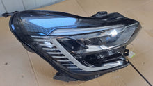 Laden Sie das Bild in den Galerie-Viewer, Frontscheinwerfer Renault Captur II 260104525R Full LED Rechts Headlight