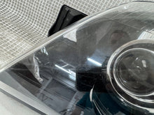 Laden Sie das Bild in den Galerie-Viewer, Frontscheinwerfer Opel Astra H Xenon Links Scheinwerfer Headlight SCH3859007997so