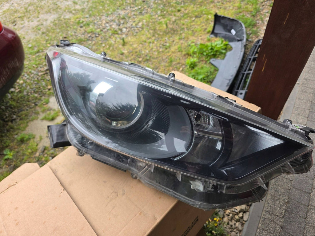 Frontscheinwerfer Toyota Yaris 81130K0060 Links Scheinwerfer Headlight SCH7450716711fm