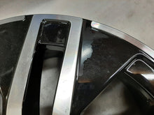 Laden Sie das Bild in den Galerie-Viewer, 1x Alufelge 18 Zoll 7.5&quot; 5x112 53ET A2474012700 Mercedes-Benz Glb X247 Rim Wheel