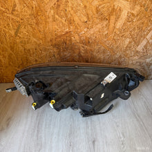 Load image into Gallery viewer, Frontscheinwerfer VW Taigo 2G7941005A 2G7941006A LED Ein Satz Headlight SCH9205338755er