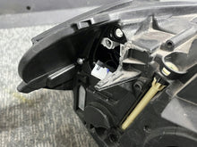 Laden Sie das Bild in den Galerie-Viewer, Frontscheinwerfer BMW X1 F48 97472249 90178479 Links Scheinwerfer Headlight SCH7949238941mc
