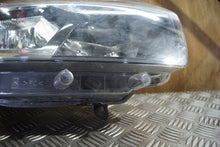 Load image into Gallery viewer, Frontscheinwerfer Renault Sandero II 260103529R Rechts Scheinwerfer Headlight