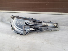 Load image into Gallery viewer, Frontscheinwerfer Toyota Corolla 811002S70 Rechts Scheinwerfer Headlight SCH8788921001de