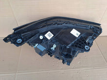 Laden Sie das Bild in den Galerie-Viewer, Frontscheinwerfer BMW 5 0301128237 A95A798D711LE22A6494 Links Headlight SCH7439066001zn