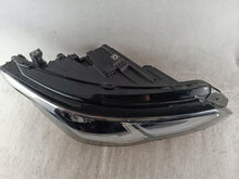 Load image into Gallery viewer, Frontscheinwerfer VW Golf VIII 5H1941006 LED Ein Stück (Rechts oder Links) SCH2605671617tx