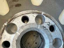 Load image into Gallery viewer, 4x Alufelge 16 Zoll 6.5" 5x112 33ET Glanz Silber 8U0601025 Audi Q3 Rim Wheel FEL9404531536qu