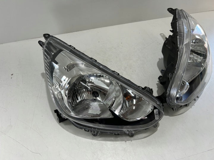 Frontscheinwerfer Mitsubishi Space Star 666778876 Ein Satz Headlight SCH9535774070ul