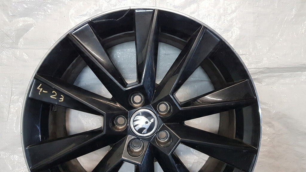 1x Alufelge 17 Zoll 7.0" 5x100 46ET Glanz Schwarz 5JJ601025B Skoda Fabia Rapid