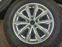 Laden Sie das Bild in den Galerie-Viewer, 4x Alufelge 17 Zoll 7.0" 5x112 34ET Glanz Silber 80A601025J Audi Q5 A3 I FEL7653894843hj