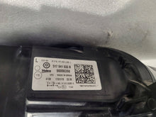 Laden Sie das Bild in den Galerie-Viewer, Frontscheinwerfer VW Golf Sportsvan 517941033B Xenon Links Headlight SCH4181386585nz
