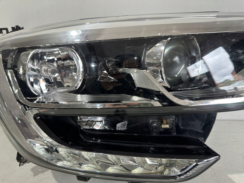 Frontscheinwerfer Renault Megane 260102555R Rechts Scheinwerfer Headlight SCH7346092259go