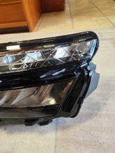 Laden Sie das Bild in den Galerie-Viewer, Frontscheinwerfer Skoda Kamiq 658941015B LED Links Scheinwerfer Headlight SCH4360116067hj