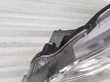 Load image into Gallery viewer, Frontscheinwerfer Toyota Yaris Links Scheinwerfer Headlight