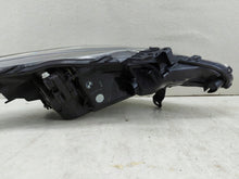 Laden Sie das Bild in den Galerie-Viewer, Frontscheinwerfer Toyota Aygo KOL15189 Links Scheinwerfer Headlight SCH1014081149hy