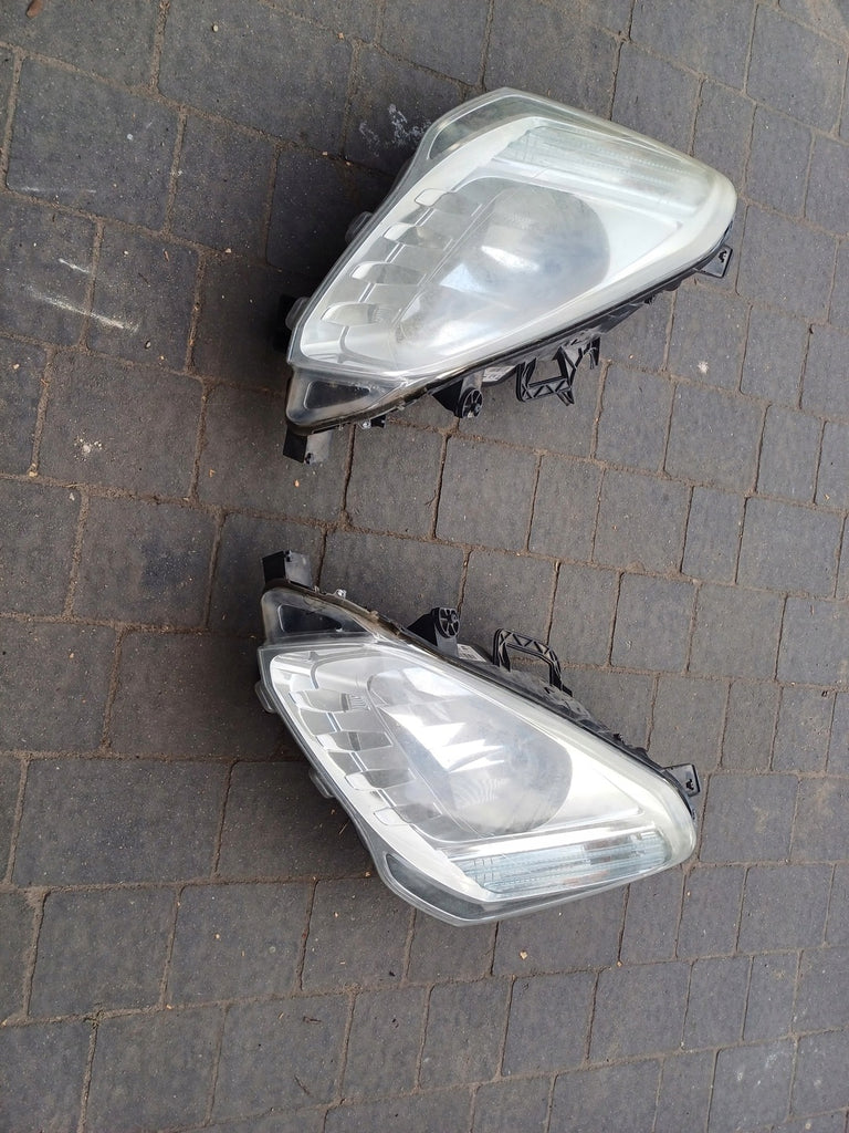 Frontscheinwerfer Citroën Berlingo Ein Satz Scheinwerfer Headlight