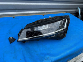 Frontscheinwerfer Skoda Superb III 3V1941015 Ein Stück (Rechts oder Links)