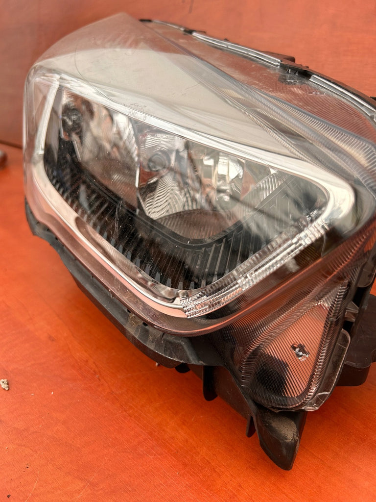 Frontscheinwerfer Ford Kuga 90156297 Rechts Scheinwerfer Headlight