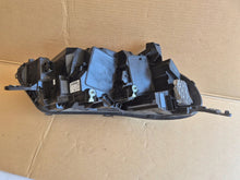 Laden Sie das Bild in den Galerie-Viewer, Frontscheinwerfer Opel Zafira Vivaro C 98472099800 Links Scheinwerfer Headlight SCH4948246431tz