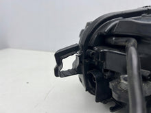 Laden Sie das Bild in den Galerie-Viewer, Frontscheinwerfer VW Passat 3J1941036 LED Rechts Scheinwerfer Headlight SCH2019315249qu