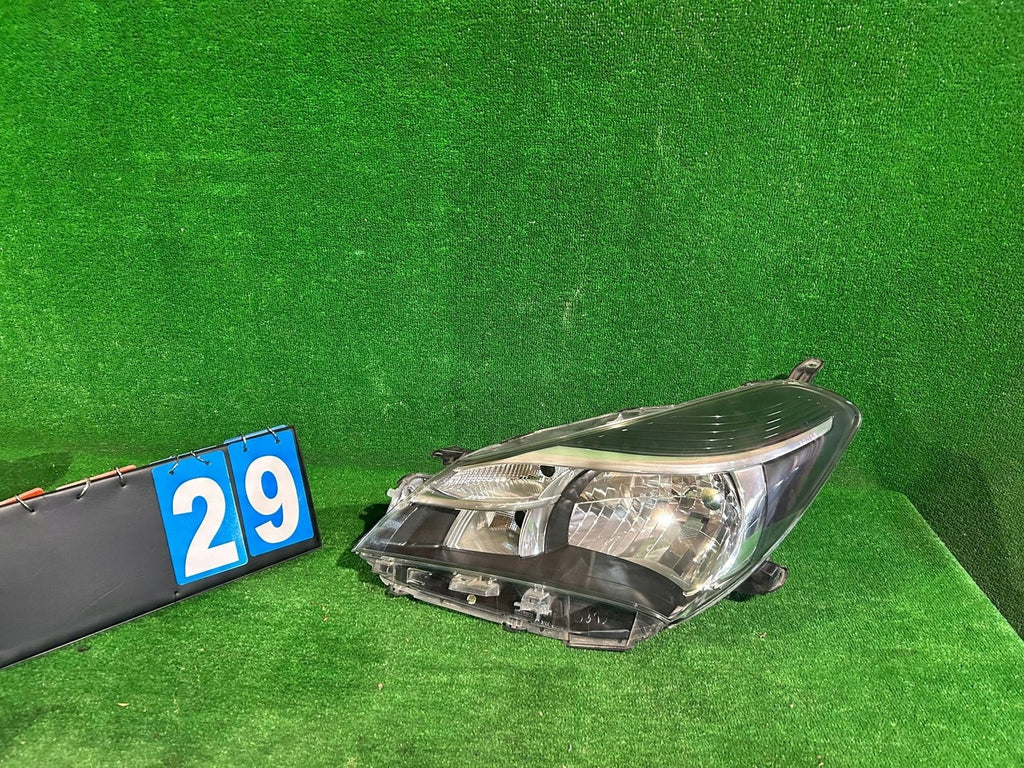 Frontscheinwerfer Toyota Yaris Links Scheinwerfer Headlight