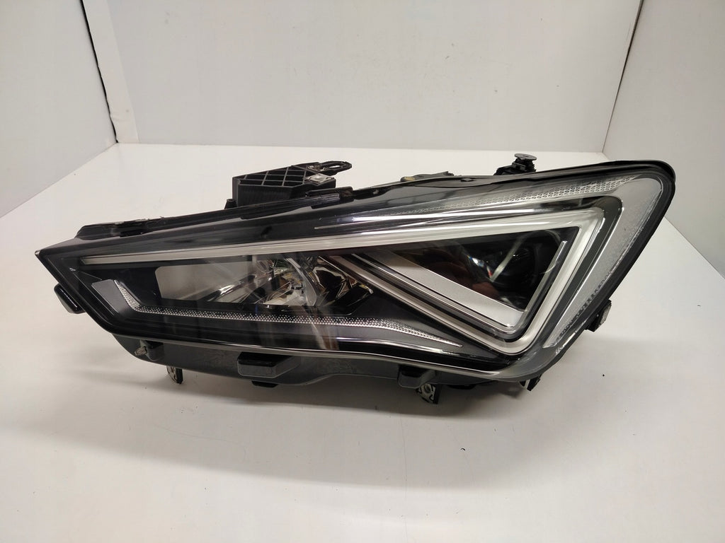 Frontscheinwerfer Seat Leon 5FB941007F Full LED Ein Stück (Rechts oder Links)