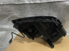 Laden Sie das Bild in den Galerie-Viewer, Frontscheinwerfer VW Tiguan Allspace 5NN941081C FULL LED Links Headlight