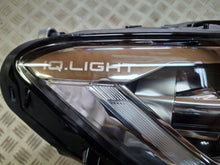 Load image into Gallery viewer, Frontscheinwerfer VW T-Roc 2GA941036AF Rechts Scheinwerfer Headlight SCH3135979882ve