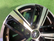 Load image into Gallery viewer, 1x Alufelge 17 Zoll 6.5" 5x112 49ET 2K7601025C VW Caddy Rim Wheel FEL9607622489fw