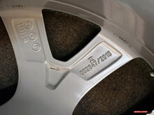 Load image into Gallery viewer, 4x Alufelge 17 Zoll 6.5" 5x112 39ET Glanz Silber 6856076 Bmw Rim Wheel FEL2382181428hp