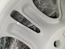 Load image into Gallery viewer, 4x Alufelge 17 Zoll 8.5" 5x120 37ET Glanz Silber 6775599-14 BMW Rim Wheel FEL3299865539jt