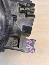 Load image into Gallery viewer, Frontscheinwerfer Mini R57 R55 R56 0301225273 Links Scheinwerfer Headlight SCH5004949354xg