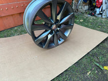 Load image into Gallery viewer, 1x Alufelge 17 Zoll 7.5" 5x114.3 50ET Glanz Grau 9965167570 Mazda 6 Gj Rim Wheel FEL3846435112qk