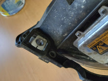 Laden Sie das Bild in den Galerie-Viewer, Frontscheinwerfer BMW E60 E61 Xenon Ein Stück (Rechts oder Links) Headlight