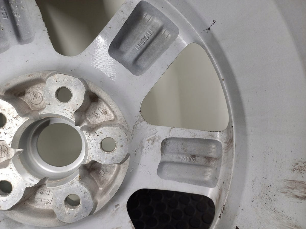 1x Alufelge 17 Zoll 6.5" 5x114.3 Nissan X-Trail T30 Rim Wheel FEL6023319798cv