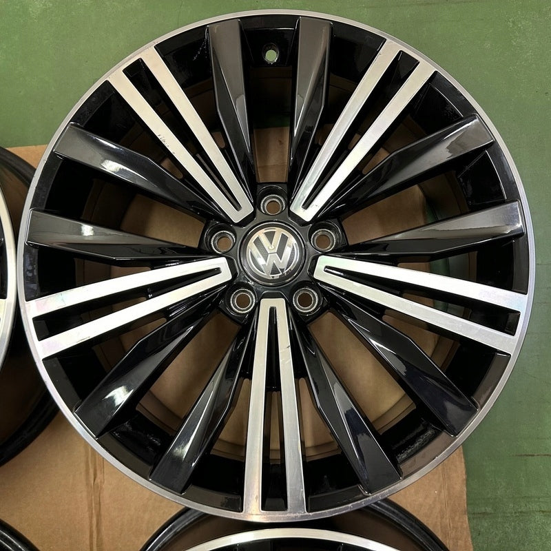 4x Alufelge 18 Zoll 7.0" 5x112 43ET Glanz Schwarz 5NA601025 VW Rim Wheel FEL6521410297ke
