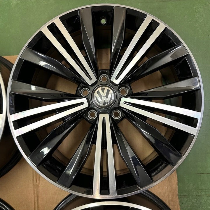 4x Alufelge 18 Zoll 7.0" 5x112 43ET Glanz Schwarz 5NA601025 VW Rim Wheel FEL6521410297ke