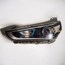 Laden Sie das Bild in den Galerie-Viewer, Frontscheinwerfer Hyundai Ioniq 92101-G2120 Xenon Links Scheinwerfer Headlight